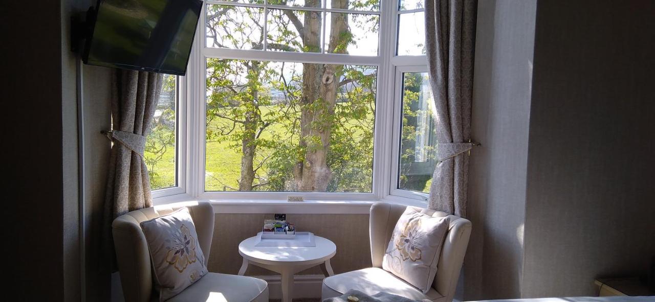 Link House Hotel Bassenthwaite Lake Екстериор снимка