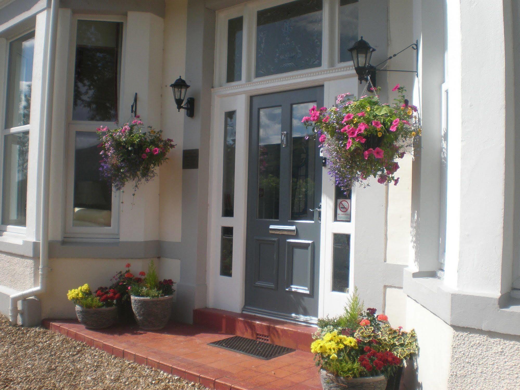 Link House Hotel Bassenthwaite Lake Екстериор снимка