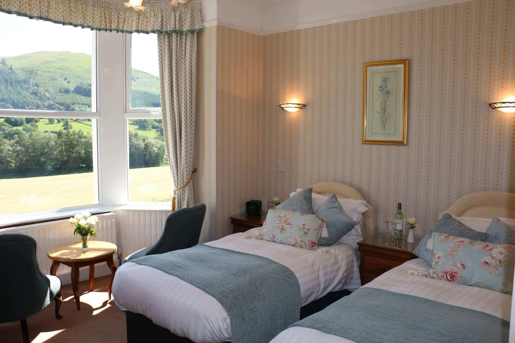 Link House Hotel Bassenthwaite Lake Екстериор снимка